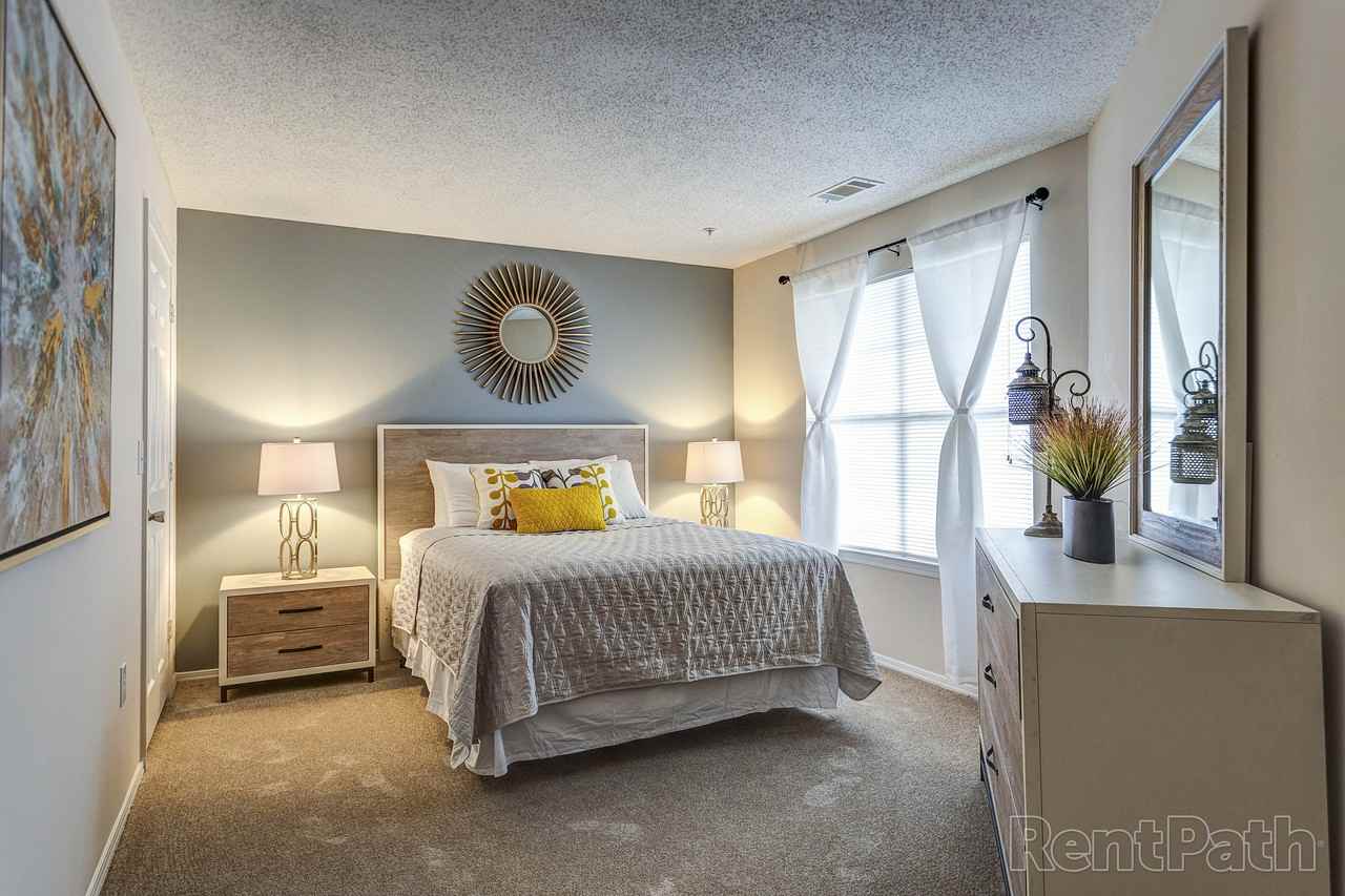 Riverwalk Apartment Homes - Photo 6 of 16