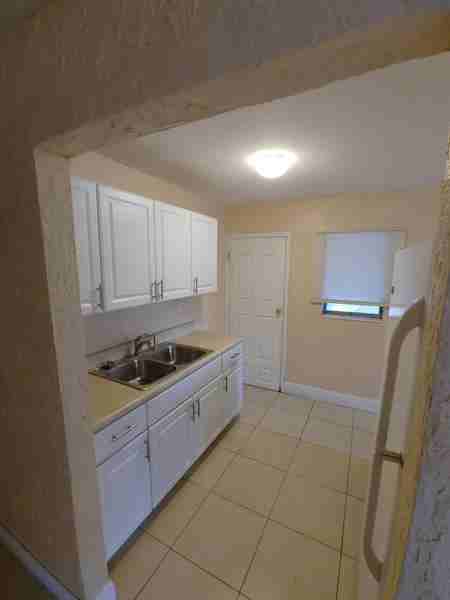 1881 Northwest 33rd Avenue - Photo 2 of 8