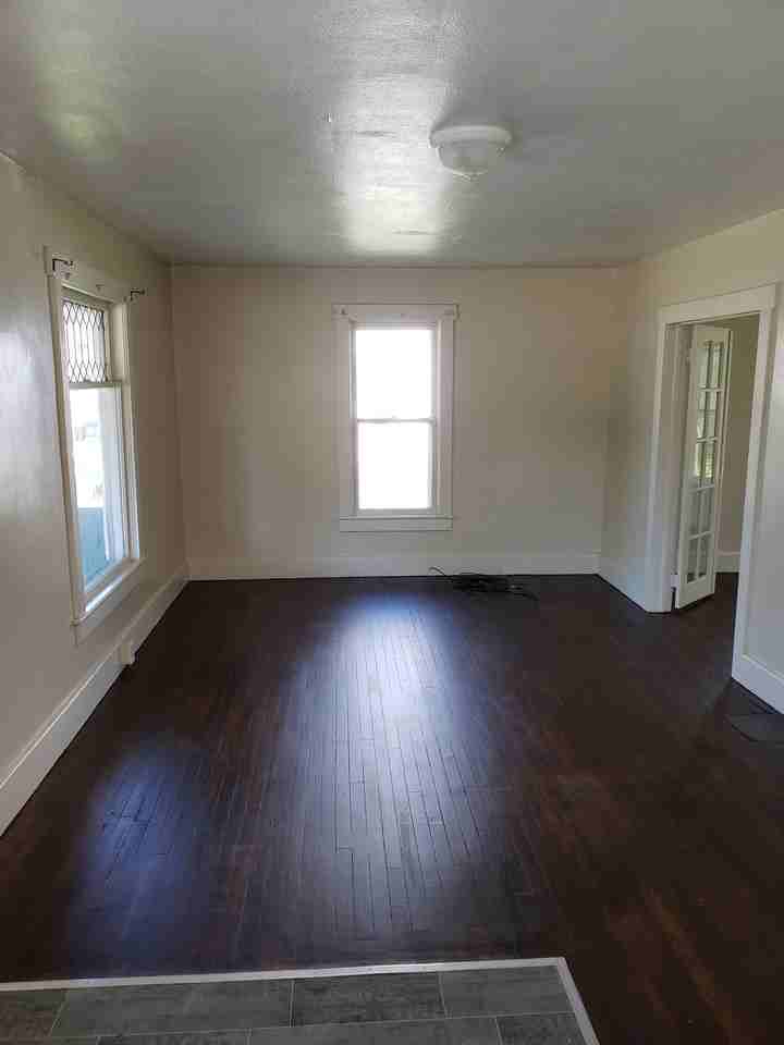 32 George Street - Photo 3 of 11