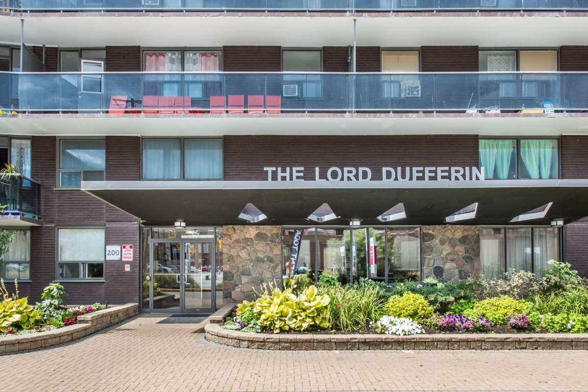 Lord Dufferin Apartments 200 Dufferin St, Toronto, ON M6K 1Z4 with 3