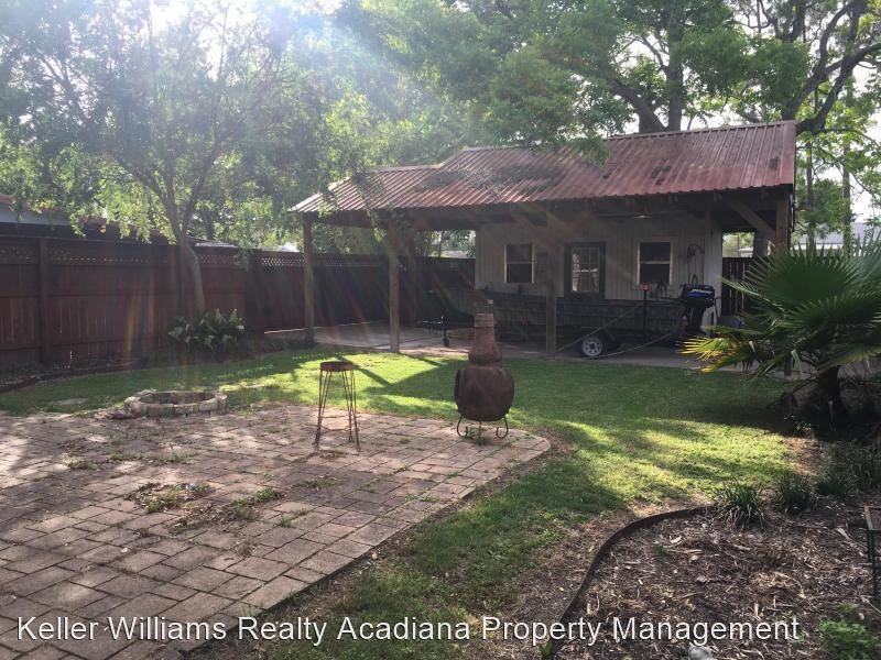 119 Bracy St - Photo 2 of 7