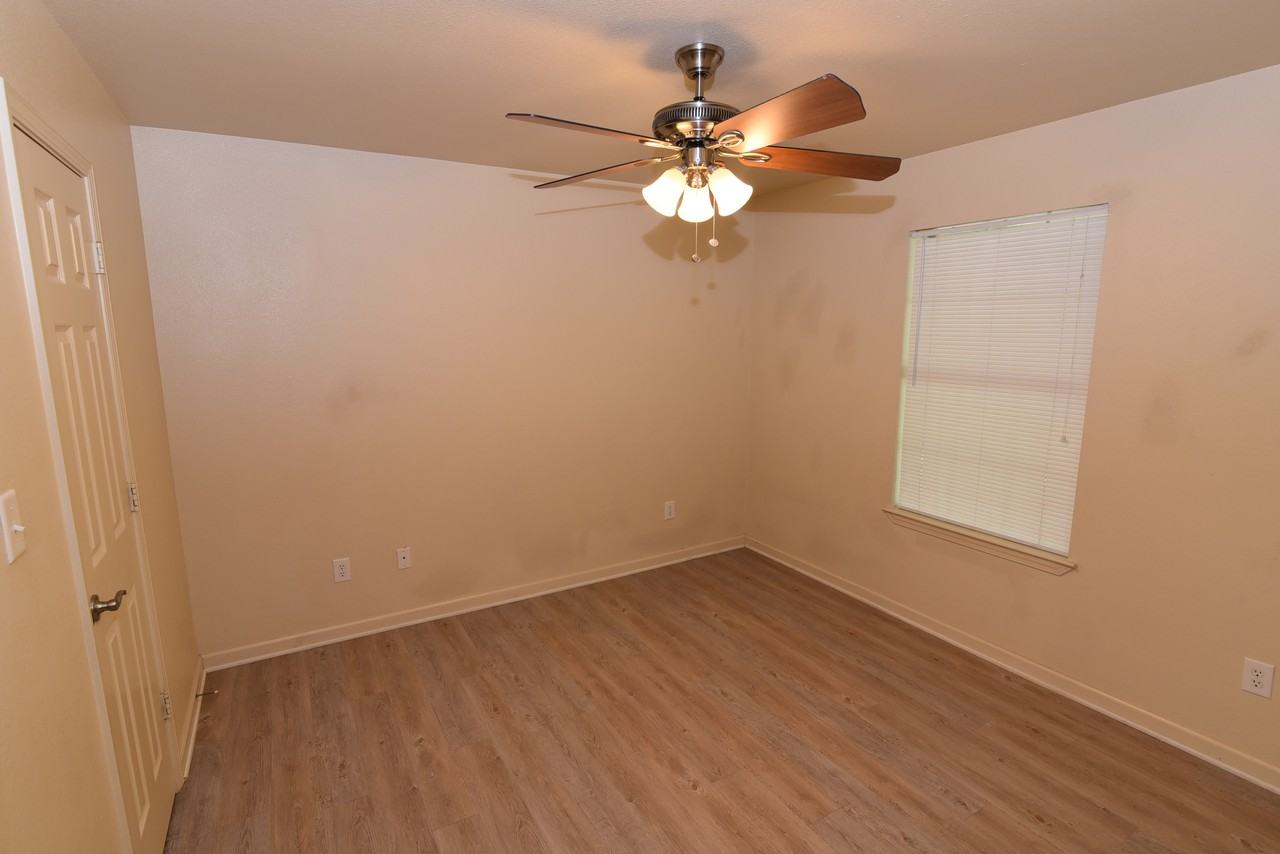 329 Sypert Street #2 - Photo 3 of 14