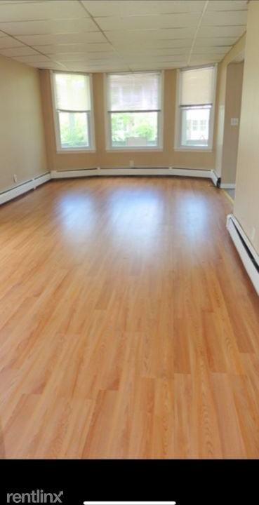 664 Myrtle Ave 1 - Photo 2 of 8