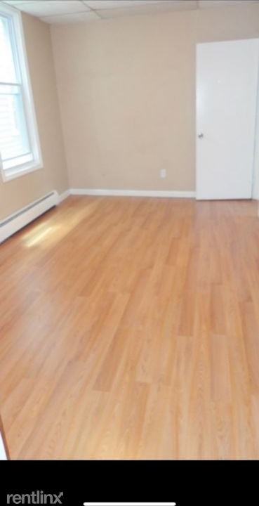 664 Myrtle Ave 1 - Photo 3 of 8