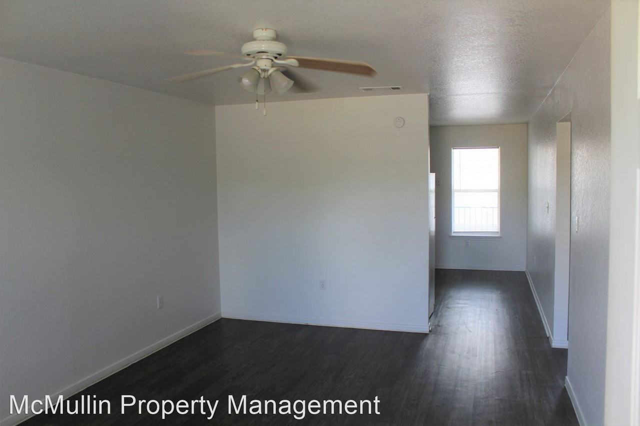 1016 North Dr - Photo 2 of 10