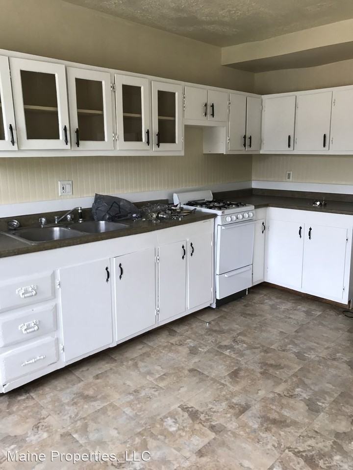 576 & 578 Washington Ave - Photo 2 of 13