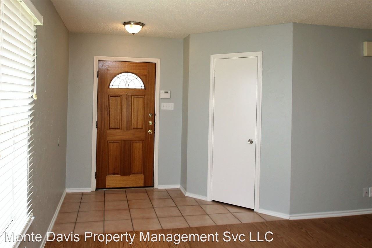 1312 Lakeside Loop - Photo 3 of 19
