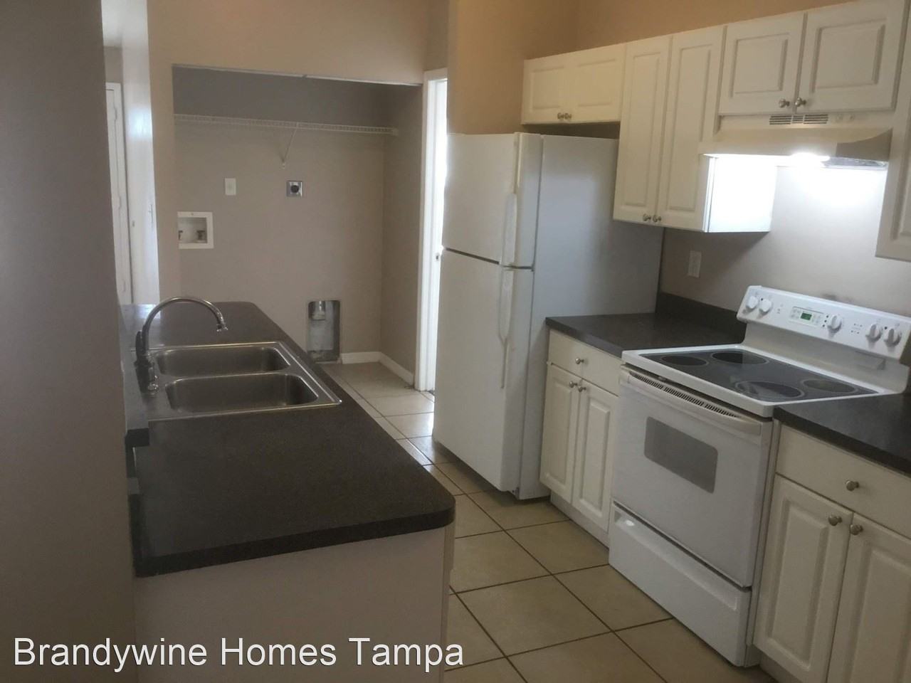 2620 E 29th Ave - Photo 2 of 8