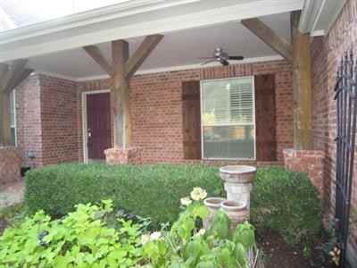 233 Lake Village Dr - Photo 3 of 15