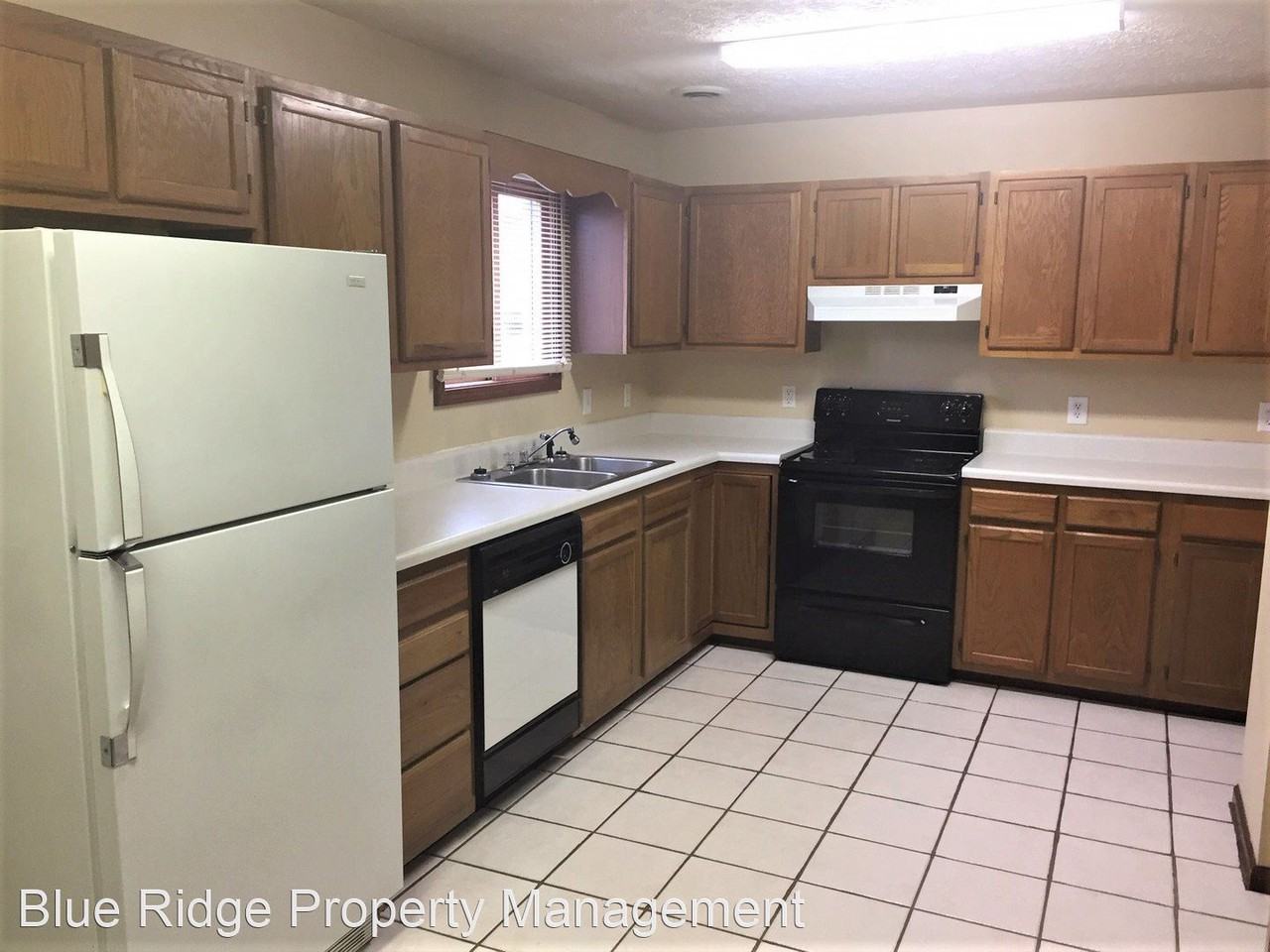 549 N Holston River Dr #B - Photo 3 of 18