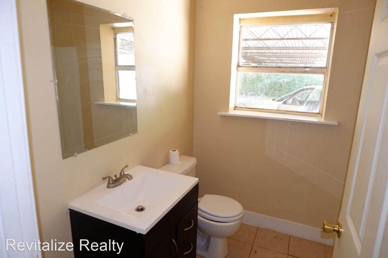 3229 Club House Rd - Photo 2 of 9
