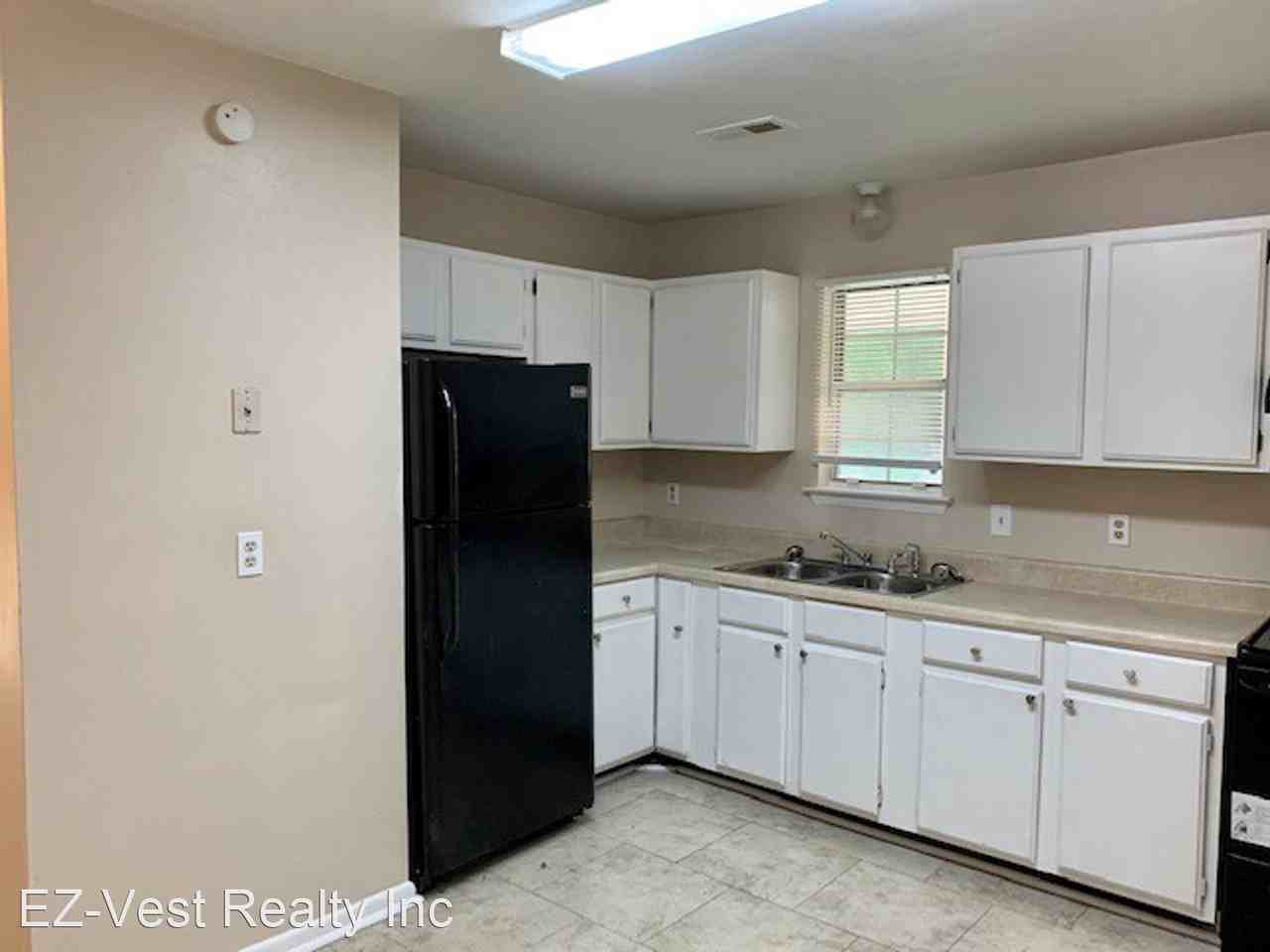 30 Dogwood St - Photo 3 of 20