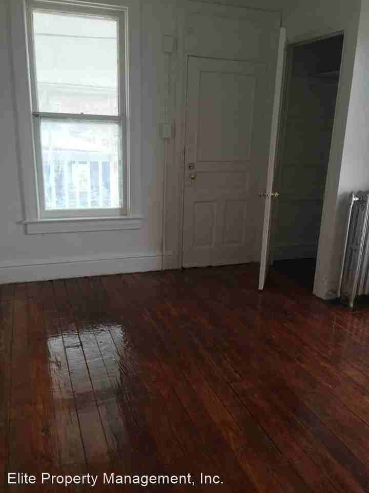 172 W Maple St - Photo 2 of 16