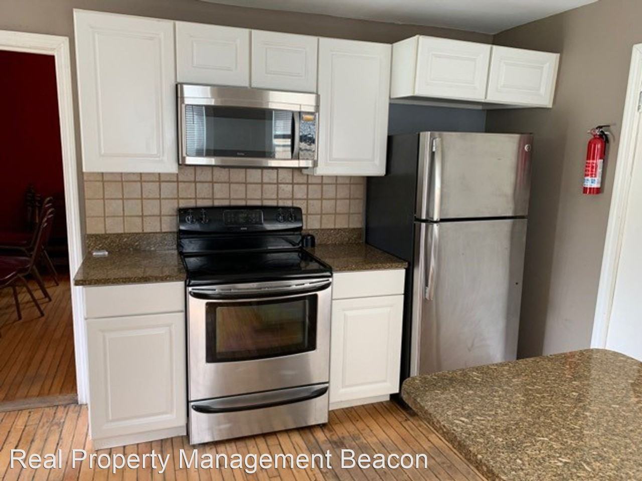32 S Main St - Photo 2 of 18