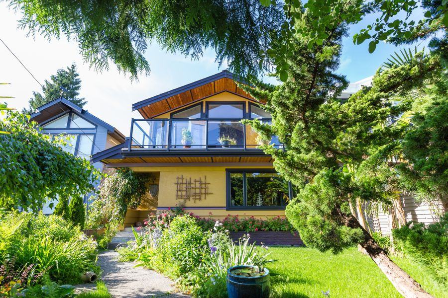 Lonsdale Ave & W Windsor Rd - Photo 2 of 18