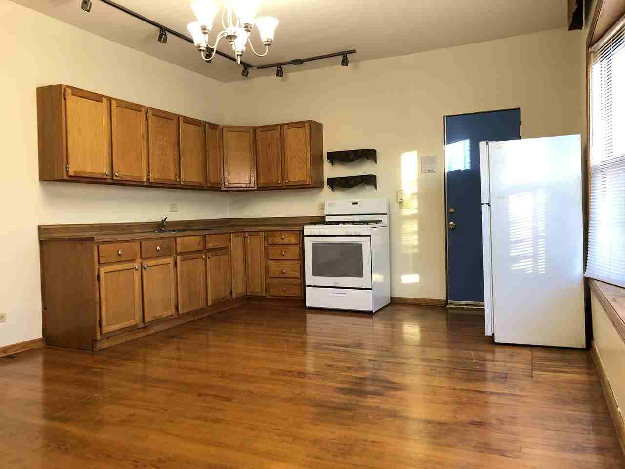 934 W Windsor Ave #3F