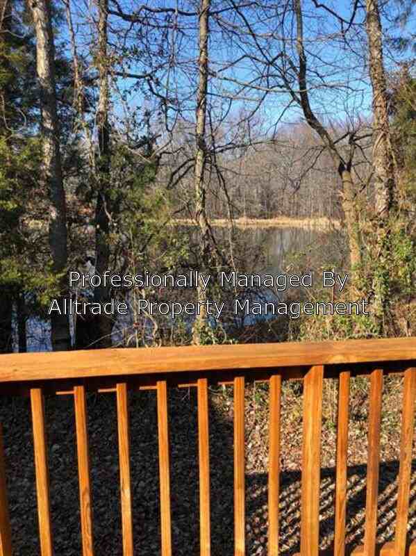 1401 Somerset Ct - Photo 2 of 10