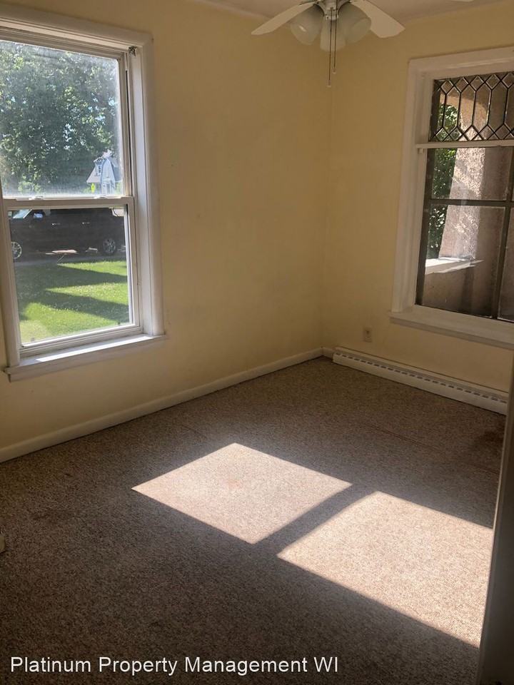 611 Grant St - Photo 2 of 5