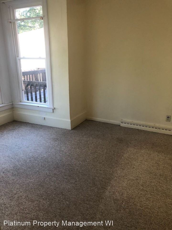 611 Grant St - Photo 3 of 5