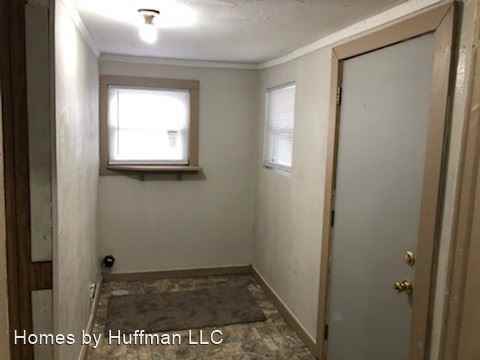 227 S Tekoppel Ave - Photo 2 of 18