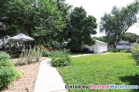 3109 43rd Ave S - Photo 3 of 11