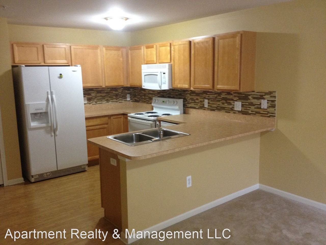 45521 Hidden View Ct - Photo 2 of 10