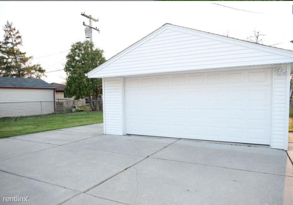 14255 Cavell St - Photo 2 of 10