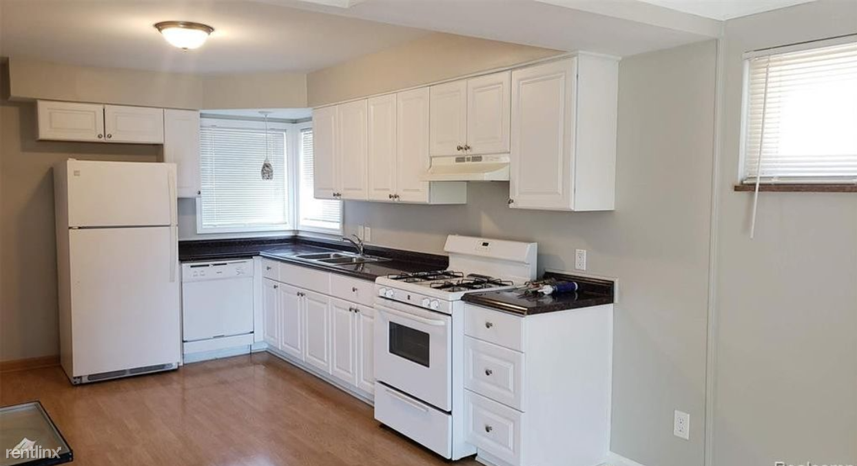 14255 Cavell St - Photo 3 of 10