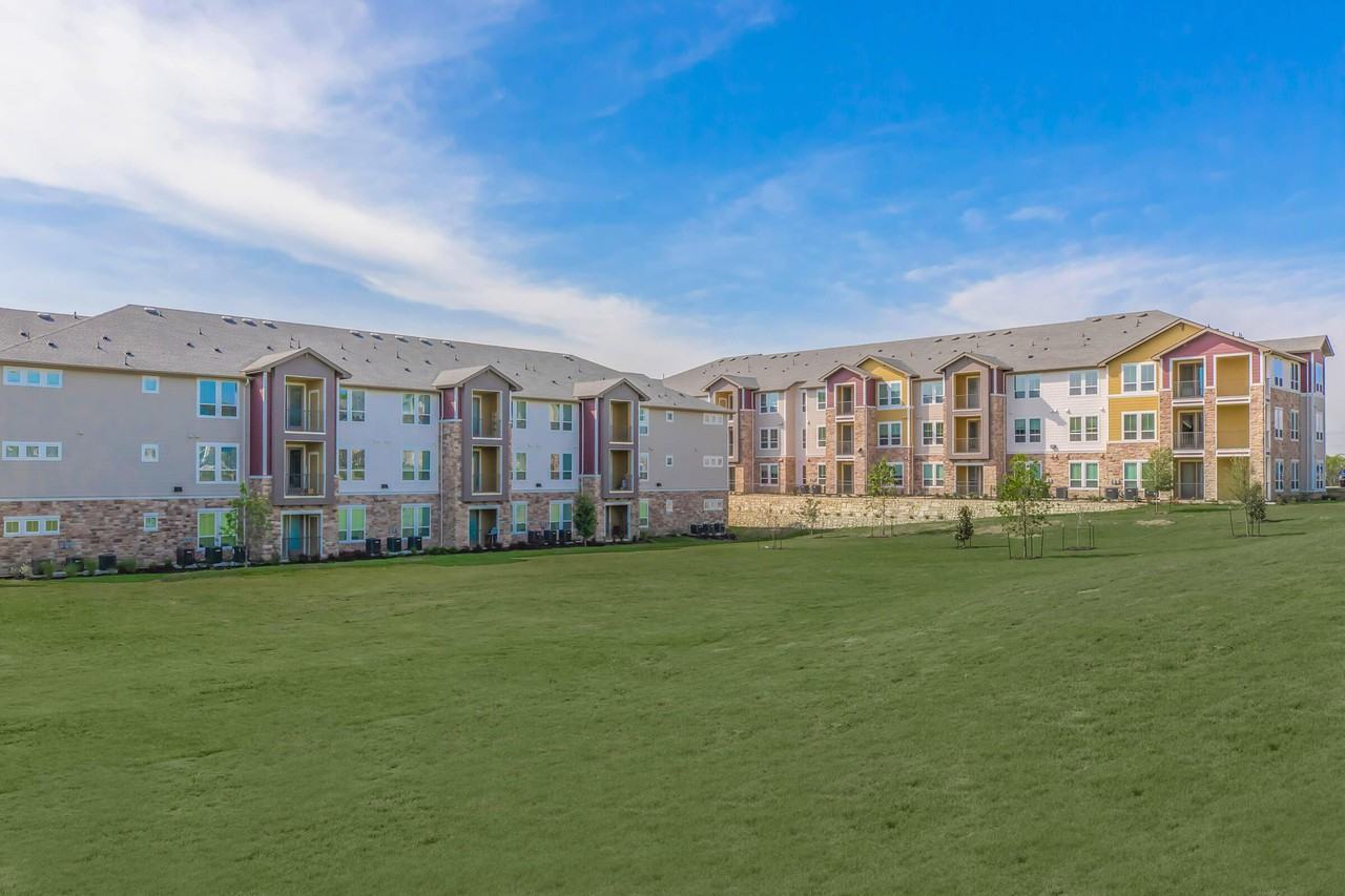 McKinney Falls Apartments - Photo 7 of 48