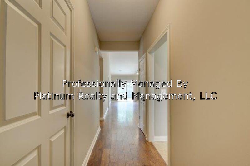 2371A Ellsworth Dr #A - Photo 3 of 15