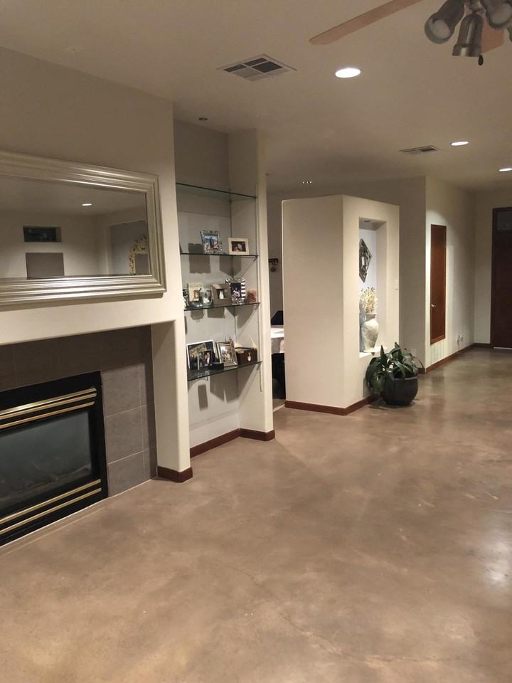 12193 April Ruth Way - Photo 3 of 13