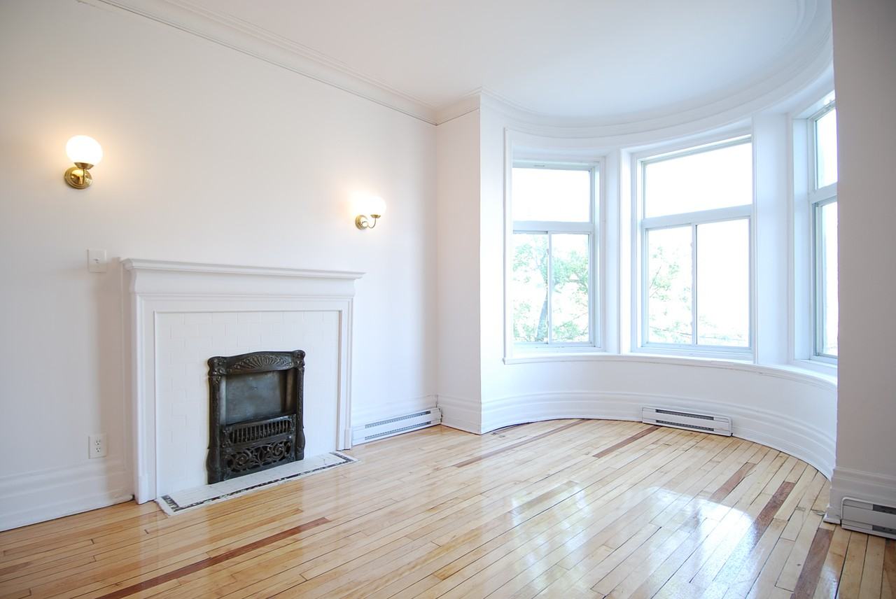 5370 Avenue du Parc #9