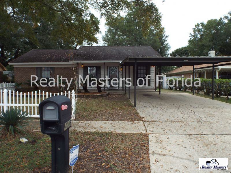 4009 Baywoods Dr - Photo 2 of 16