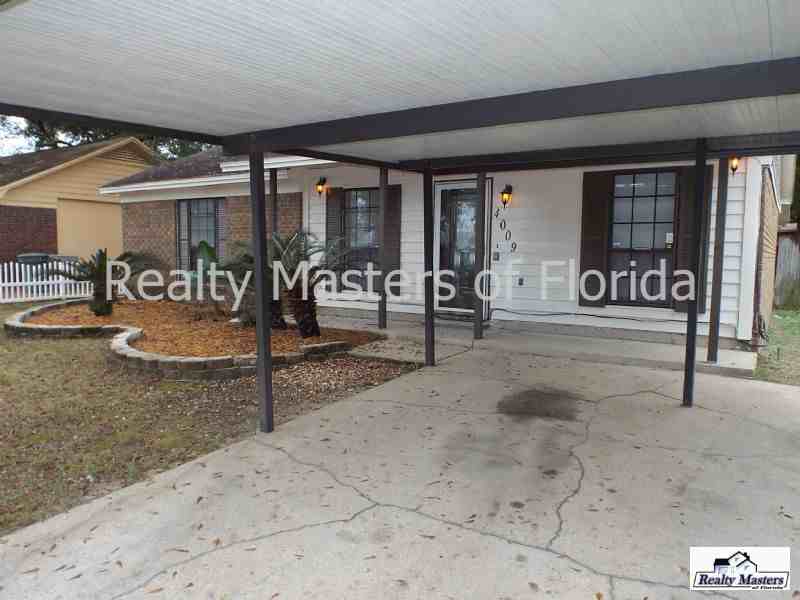 4009 Baywoods Dr - Photo 3 of 16