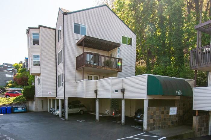 3505 Sw Barbur Blvd #13 - Photo 2 of 19