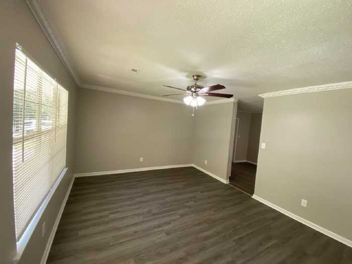 77 Oakwood St - Photo 2 of 6