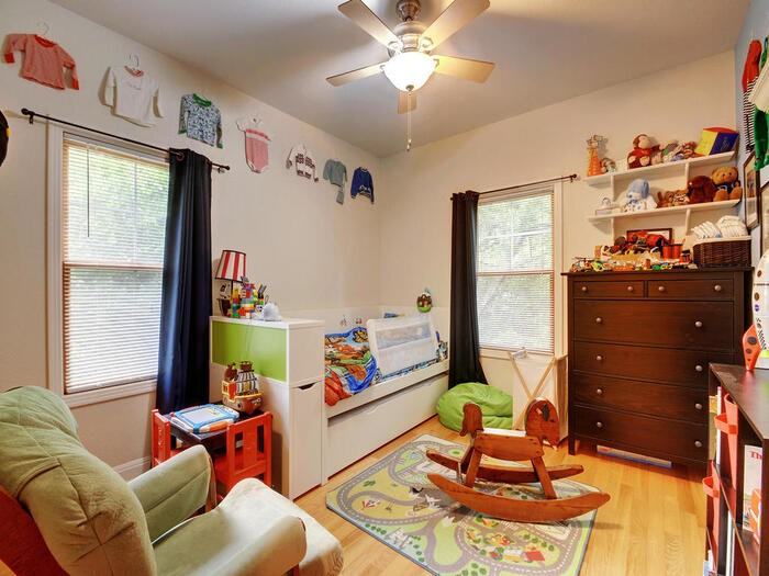 1709 E 38th 1/2 St - Photo 2 of 31