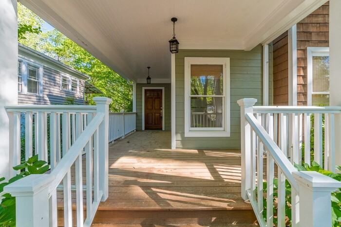 1462 North Ave Ne - Photo 3 of 35