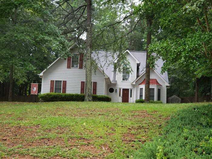 334 Legacy Ln - Photo 3 of 4
