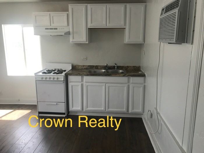 1526 Hale Ave - Photo 3 of 6