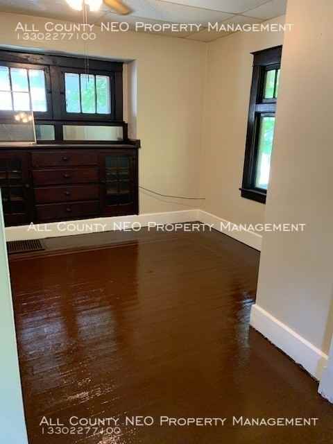3508 Belden Ave - Photo 3 of 5