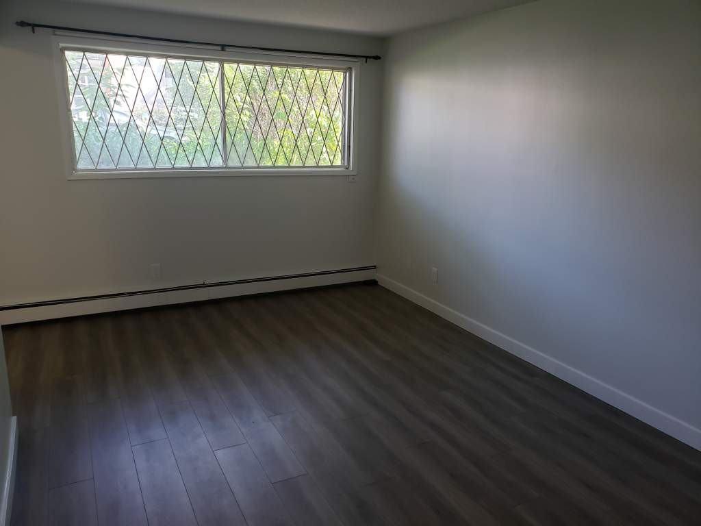 Shangri La - Photo 3 of 4