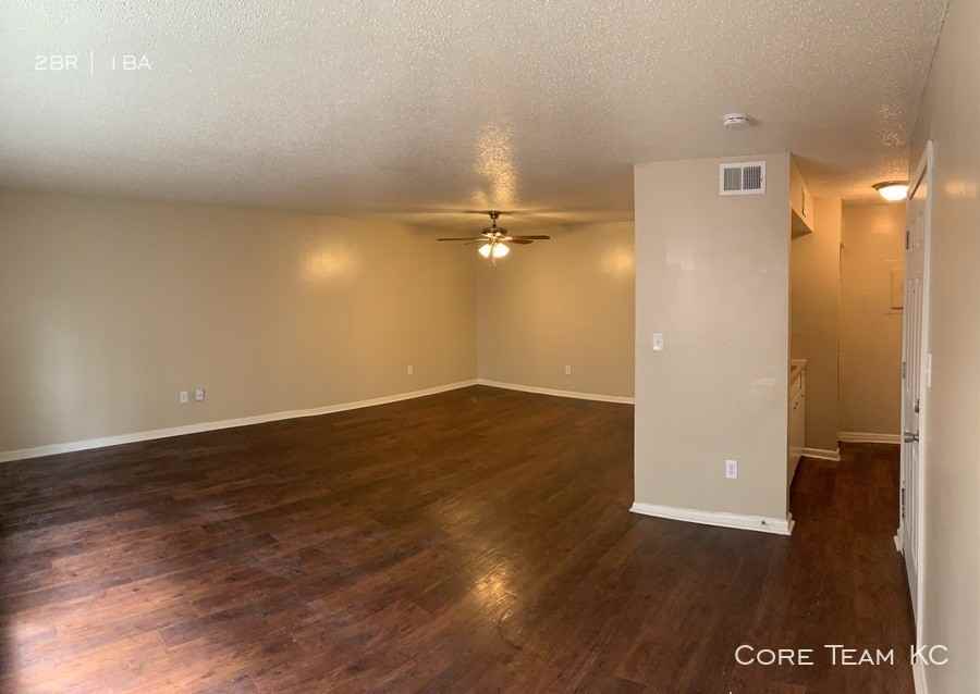 3923 Wyandotte St #2B - Photo 2 of 12