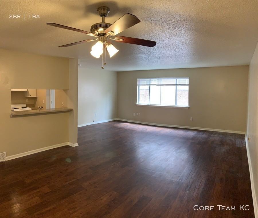 3923 Wyandotte St #2B - Photo 3 of 12