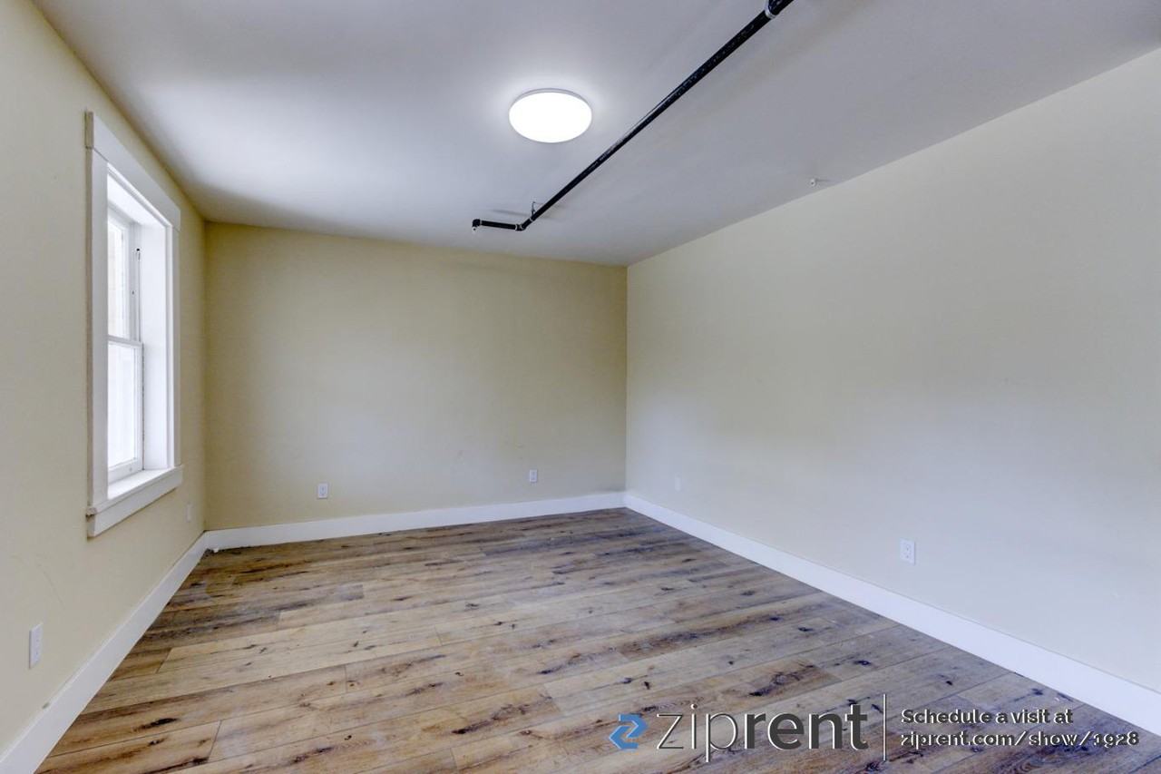 1258 Leavenworth St #1258 - Photo 2 of 10