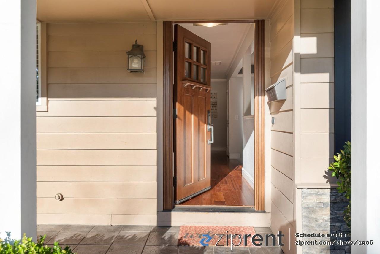 6489 Mojave Dr - Photo 3 of 21