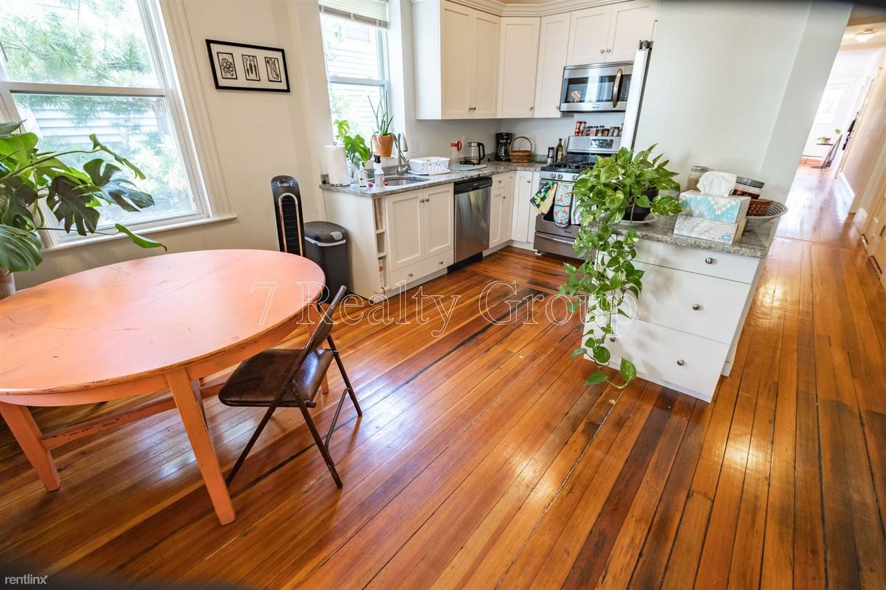 Summer St & Linden Ave - Photo 2 of 16