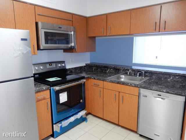 3104 Glenmoor Dr - Photo 2 of 9