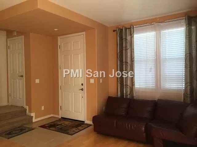 1642 Sedona Ter - Photo 2 of 16