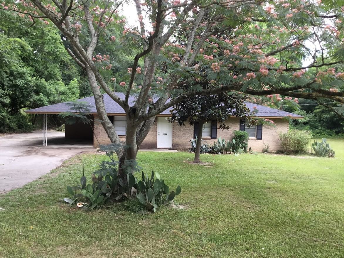 1181 Bennock Mill Rd - Photo 2 of 17